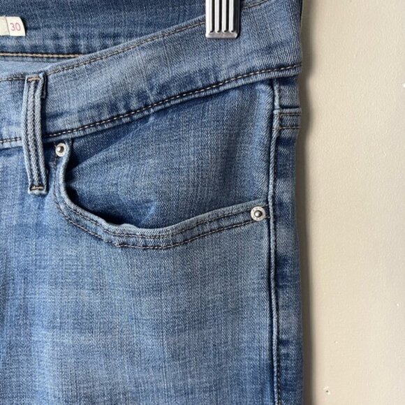 LEVI’S women’s slimming boot cut jeans medium wash mid rise size 30 - Picture 7 of 13